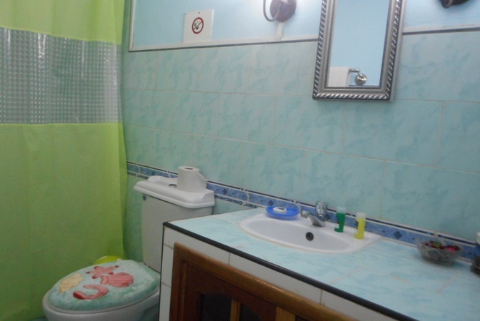 'Bathroom 1' Casas particulares are an alternative to hotels in Cuba.